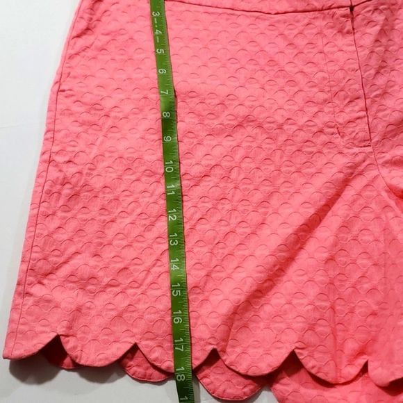 Crown & Ivy Plus Size Shorts. Size 22W. #140 - Picture 3 of 4